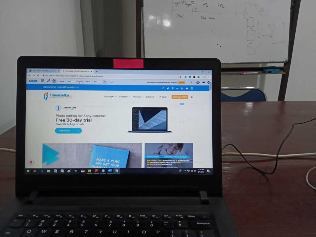 5 Merk Laptop Yang Bagus Murah Dan Berkualitas Ajo Piaman